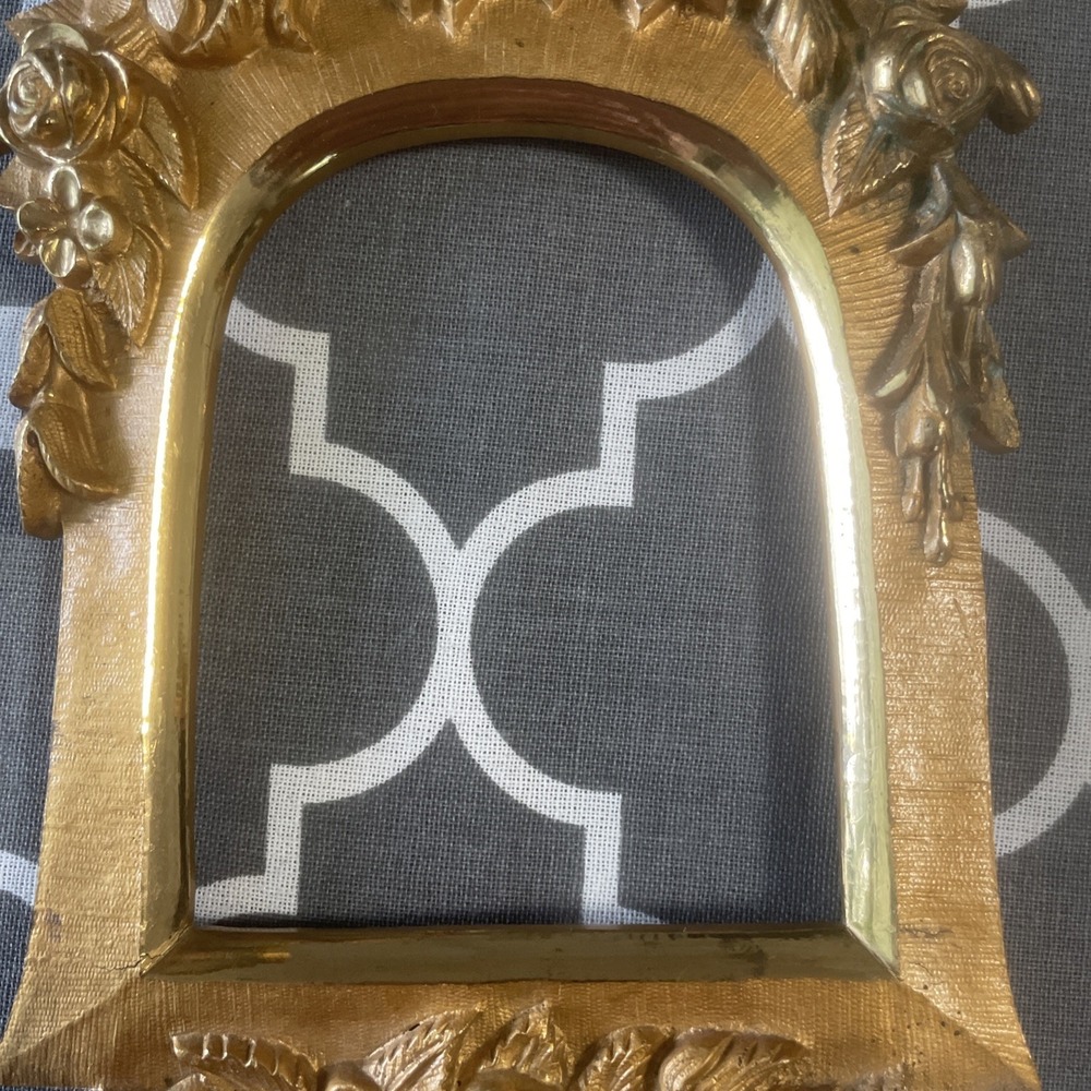 Vintage Ornate Gold Gilt Cast Floral Arched Mini Picture Frame No Glass Or Back - Picture 4 of 9